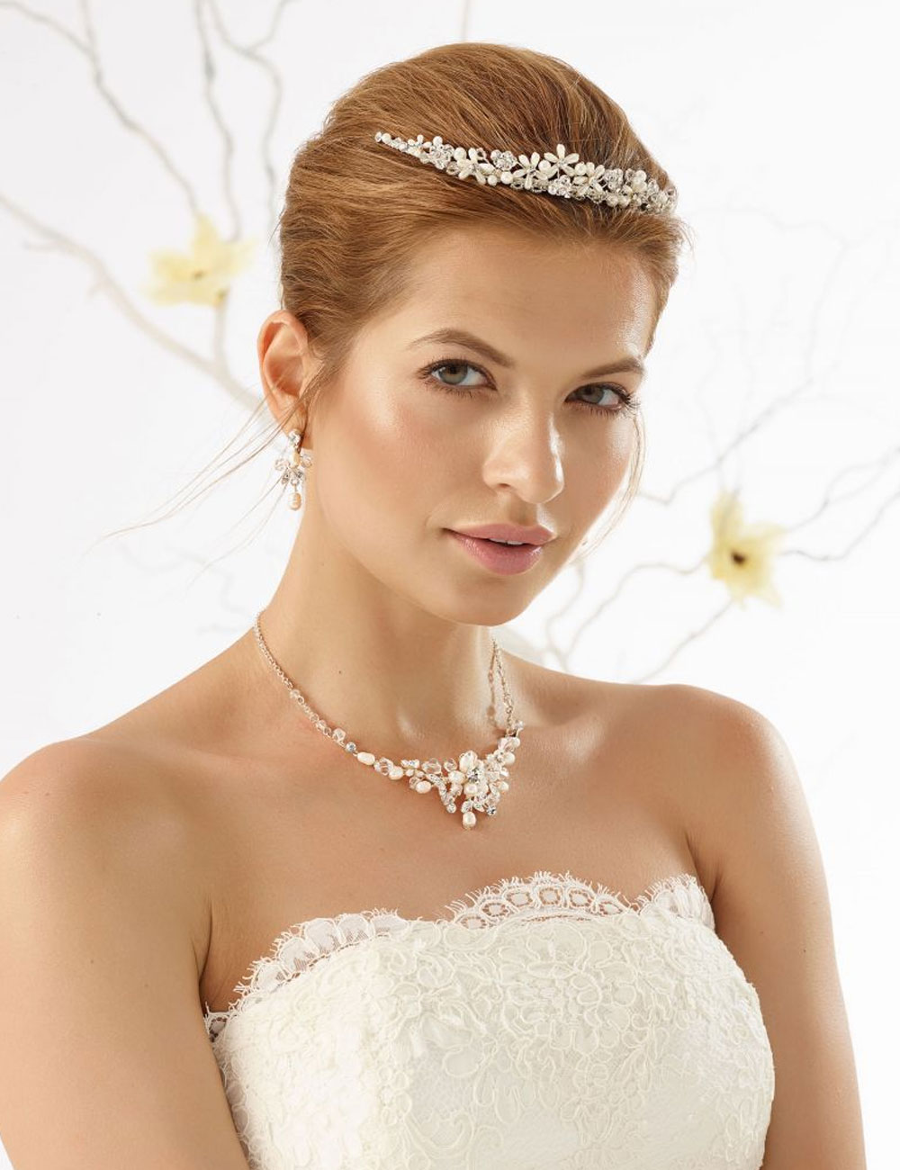 N25 HALSKETTE MIT OHRRINGEN